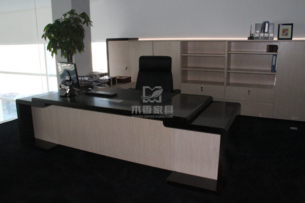 深圳实木大班桌